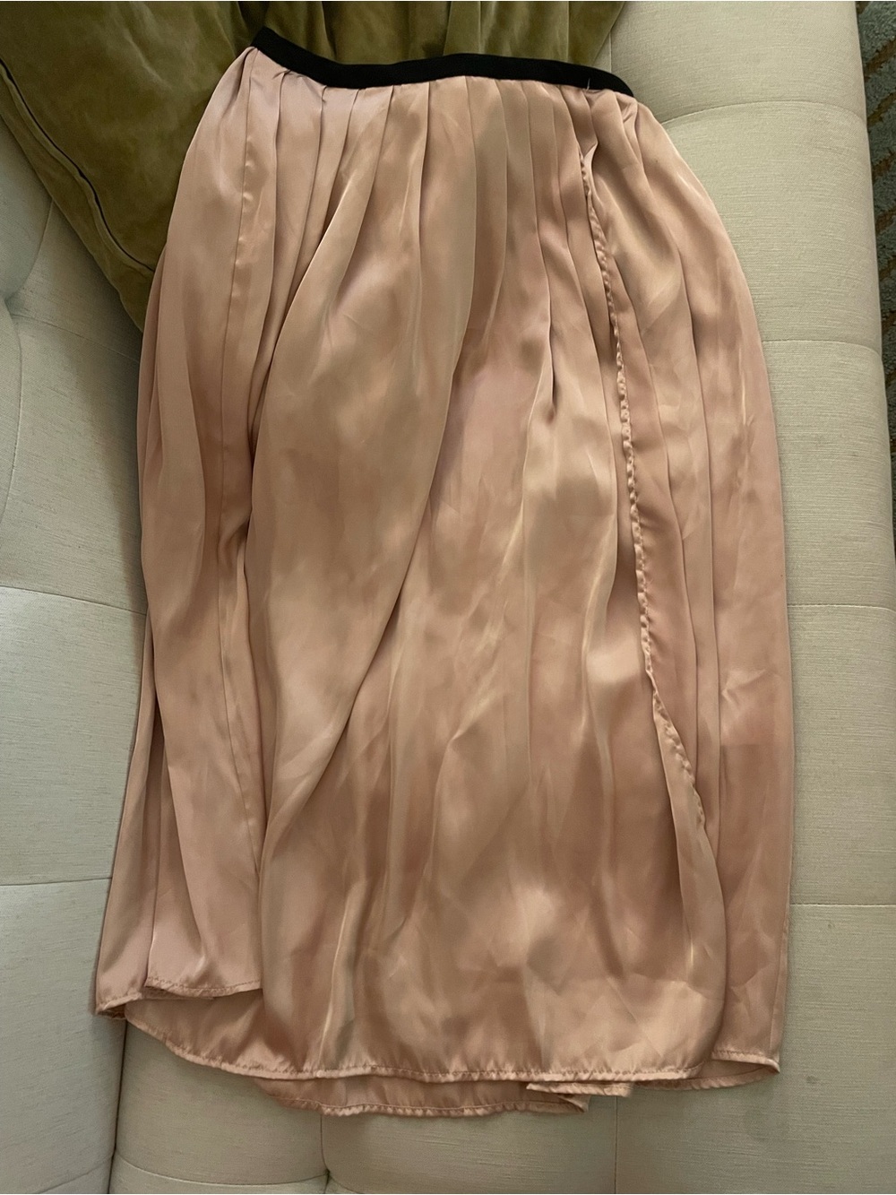 silence + noise Blush Pink Pleated Midi Skirt with Black Waistband